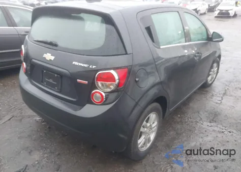 2015 Chevrolet Sonic Lt Auto из США, поврежденный, VIN 1G1JC6SB5F4176808